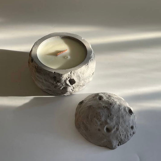 MOON CANDLE