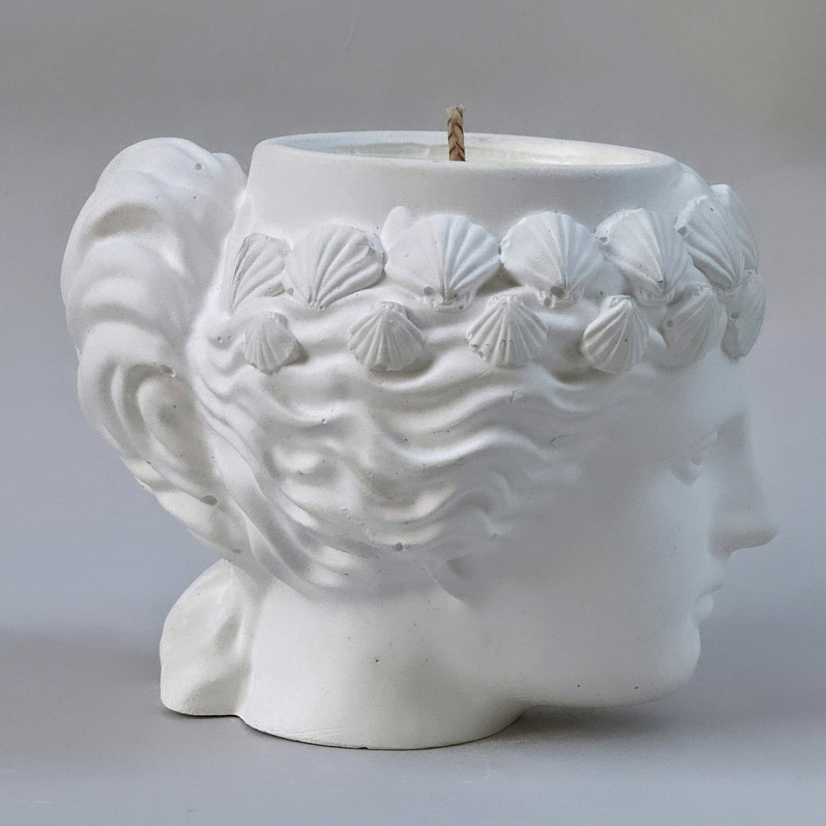 SHELL HEAD CANDLE