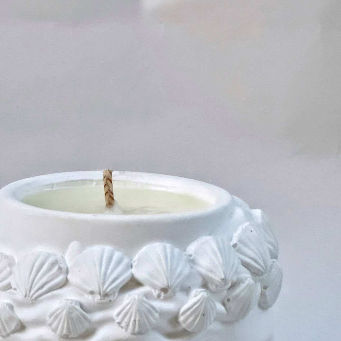 SHELL HEAD CANDLE